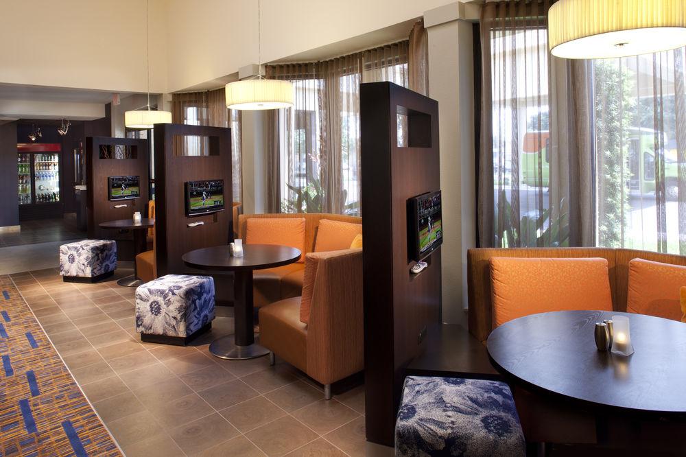 Courtyard Tampa Westshore/Airport Exterior foto